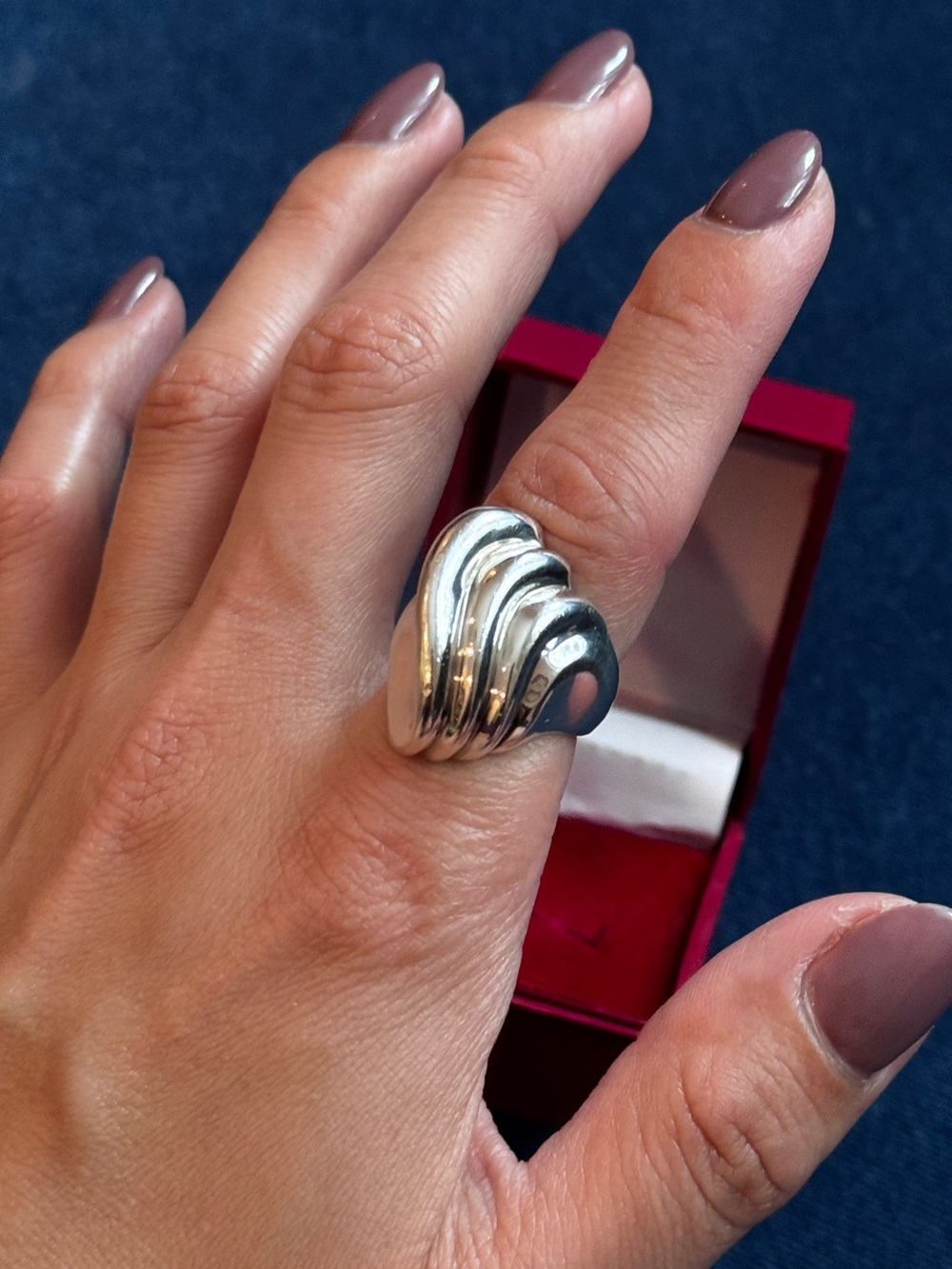 Sterling Silver Sculptural Wave design Cocktail Ring size 6